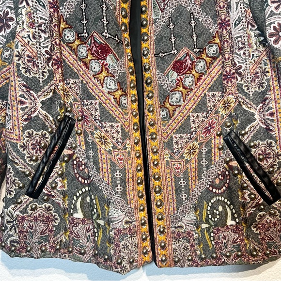 Anthropologie x Hemant & Nandita Studded Quilted Multicolor Jacket • Influencer - Picture 9 of 14